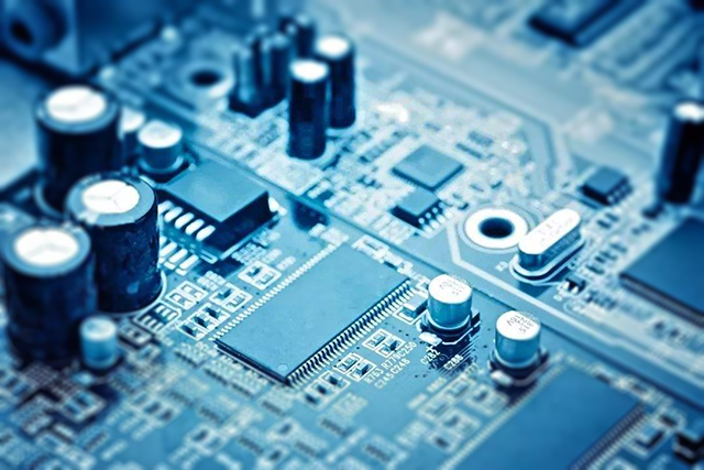 供應(yīng)美光 NAND 存儲(chǔ)器 IC、萊迪思硬件管理控制器、英特爾 FPGA IC